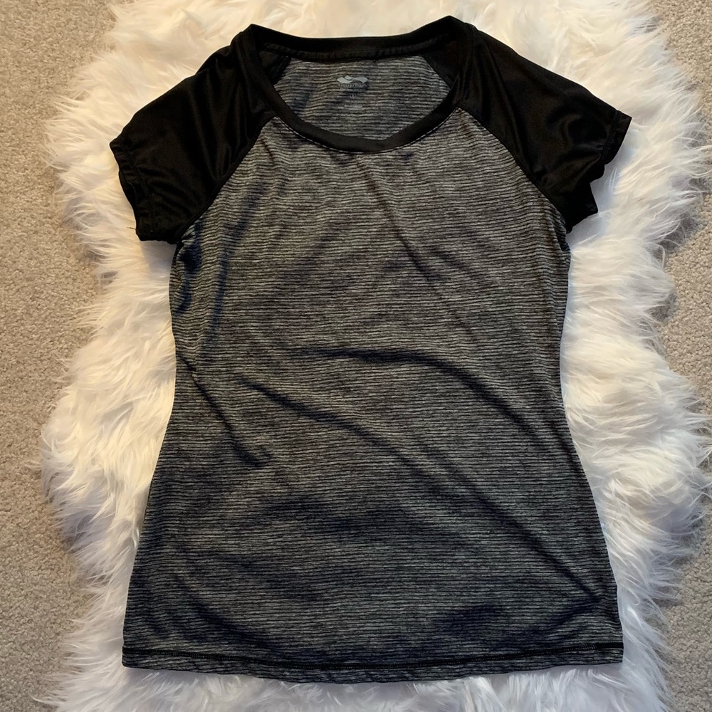 🌸 Cascade Sport Performance Athletic Top
